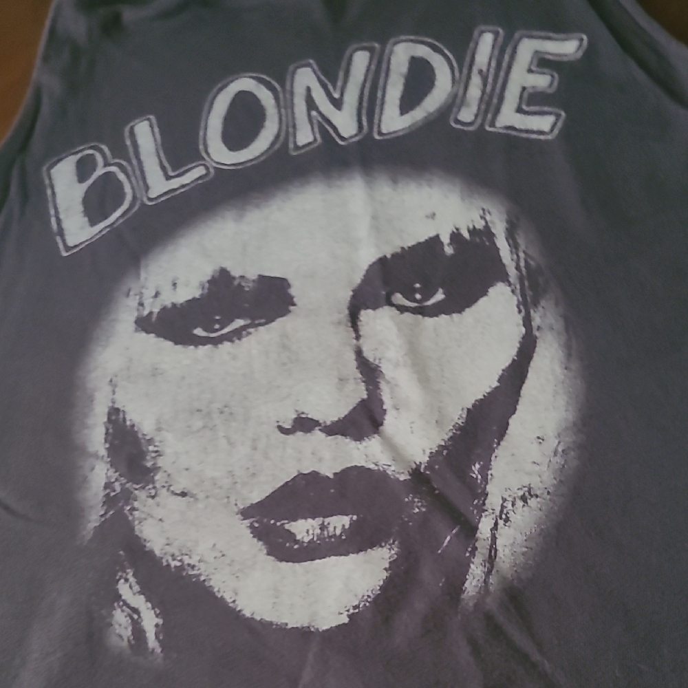 Simply Vera Vera Wang Grey Blondie Womens Tank Top - Picture 3 of 8